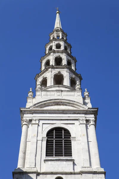 런던에서 세인트 신부 교회 — 스톡 사진