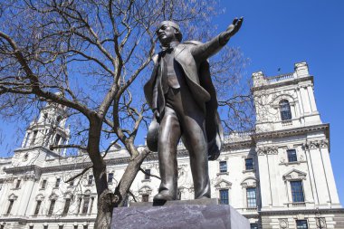 David lloyd george heykeli Londra'daki
