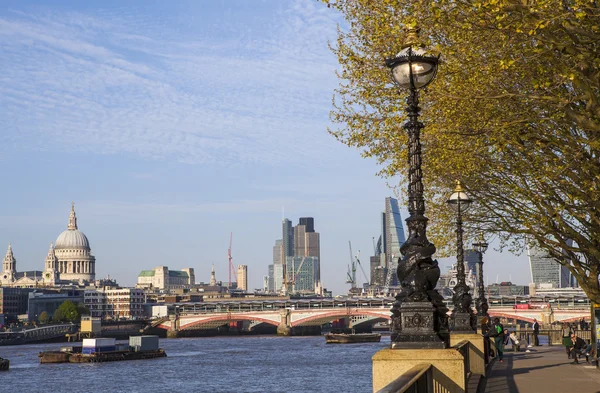 Utsikt över London från South Bank — Stockfoto