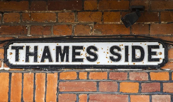 Thames Side in Windsor, Berkshire. — Stockfoto