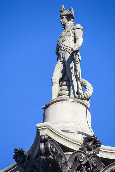 Amiral Horatio Nelson staty på Nelsons kolonn — Stockfoto