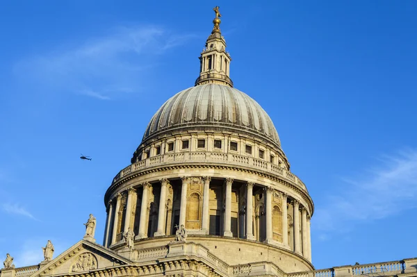 St. Pauls Kathedraal in Londen — Stockfoto