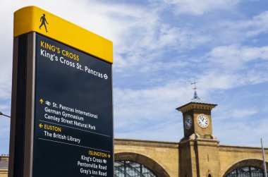 Yaya işareti Kings Cross ve Kings Cross İstasyonu