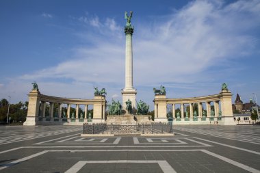 Budapeşte Kahramanlar Meydanı