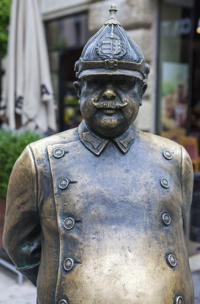Statua del poliziotto a Budapest — Foto Stock