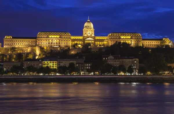 Castelo de Buda no orçamento mais barato — Fotografia de Stock