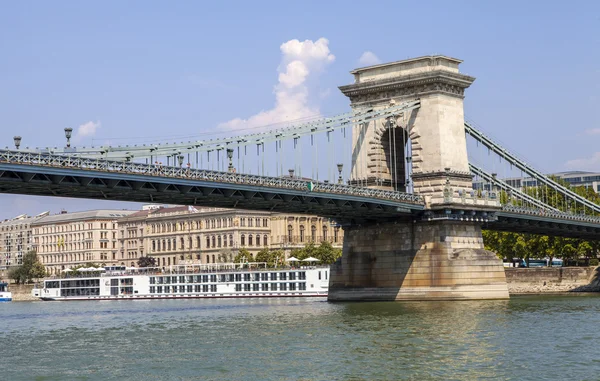 Kettenbrücke in Budapest — Stockfoto