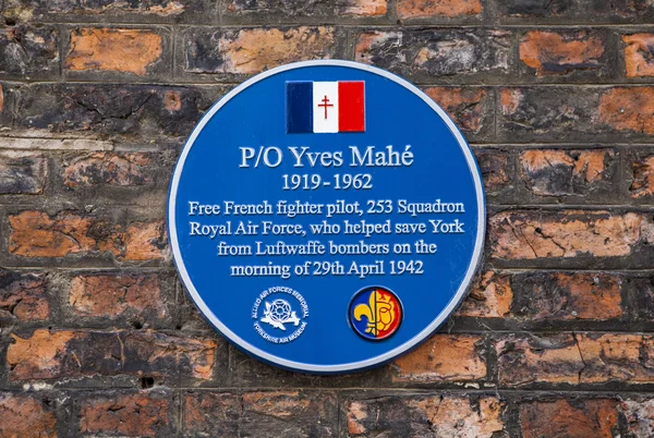 Yves Mahe Blue Plaque in York — Stock Photo, Image