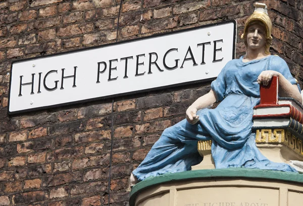 Hoge Petergate in York — Stockfoto