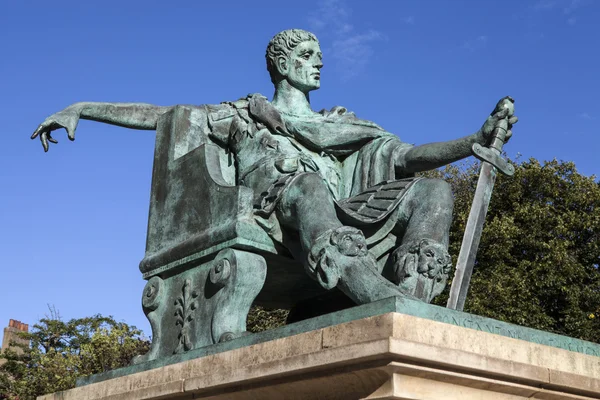 Constantine the Great Statue in York — Stock Photo, Image