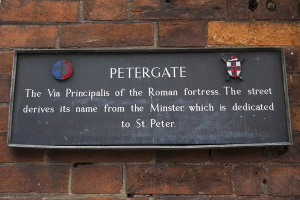 Petergate plack i York — Stockfoto