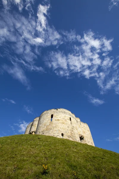 Clifford's tower w york — Zdjęcie stockowe