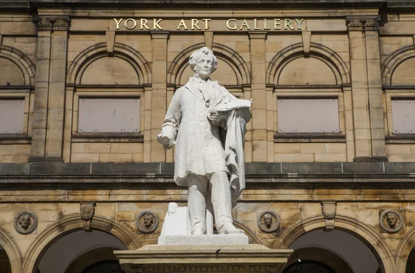 William Etty Statue and York Art Gallery — Stock Photo, Image