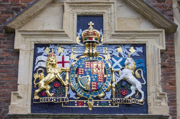 Escudo de Carlos I en King 's Manor en York — Foto de Stock