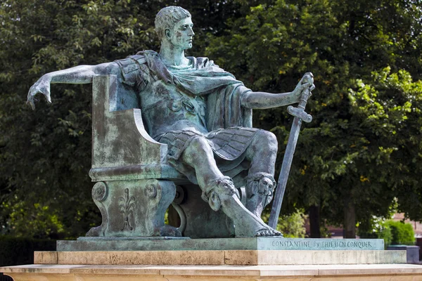 Constantine Statue in York — Stock Photo, Image