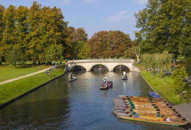 Cambridge Trinity Köprüsü