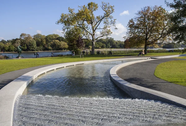 Princesa Diana Memorial Fountain em Hyde Park — Fotografia de Stock