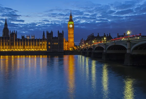 Casas del Parlamento en Londres — Foto de Stock