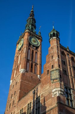 Polonya 'nın Gdansk kentindeki ana belediye binasının manzarası..