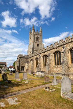 Aziz Meryem Kilisesi 'nin güzel manzarası. İngiltere' nin Essex kentindeki Southlewell-on-Sea bölgesindeki St. Mary Kilisesi olarak da bilinir..
