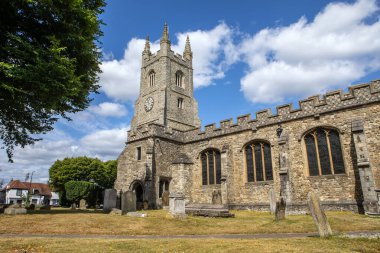 Aziz Meryem Kilisesi 'nin güzel manzarası. İngiltere' nin Essex kentindeki Southlewell-on-Sea bölgesindeki St. Mary Kilisesi olarak da bilinir..