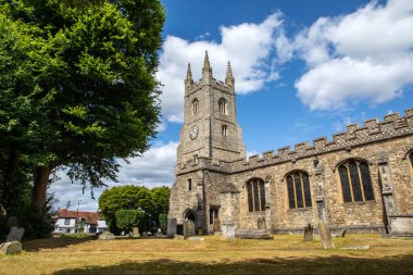 Aziz Meryem Kilisesi 'nin güzel manzarası. İngiltere' nin Essex kentindeki Southlewell-on-Sea bölgesindeki St. Mary Kilisesi olarak da bilinir..