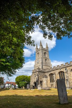 Aziz Meryem Kilisesi 'nin güzel manzarası. İngiltere' nin Essex kentindeki Southlewell-on-Sea bölgesindeki St. Mary Kilisesi olarak da bilinir..