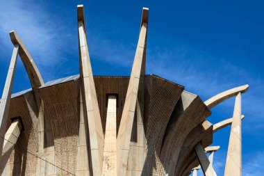 Loreto Kilisesi 'nin muhteşem dış görünüşü, aynı zamanda Parroquia del Mar olarak da bilinir, ya da İspanya' nın güzel kıyı kasabası Javea 'daki Balıkçı Kilisesi..