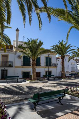 Benalmadena, İspanya - 24 Nisan 2024: Benalmadena Pueblo, İspanya 'daki güzel Plaza de Endülüs manzarası.