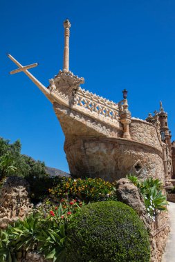 Benalmadena, İspanya 'daki büyüleyici Castillo de Colomare Kalesi' nin bir parçası. Kale, Kristof Kolomb 'un hayatına adanmış bir anıttır..