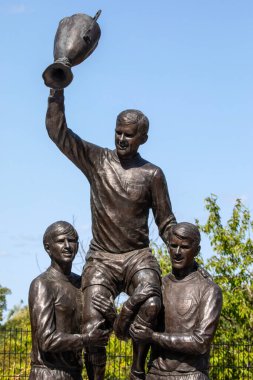 Londra, İngiltere - 23 Ağustos 2024: West Ham United 'ın Avrupa Şampiyonlar Heykeli, Londra' daki Queen Elizabeth Olimpiyat Parkı, Stratford, Londra.