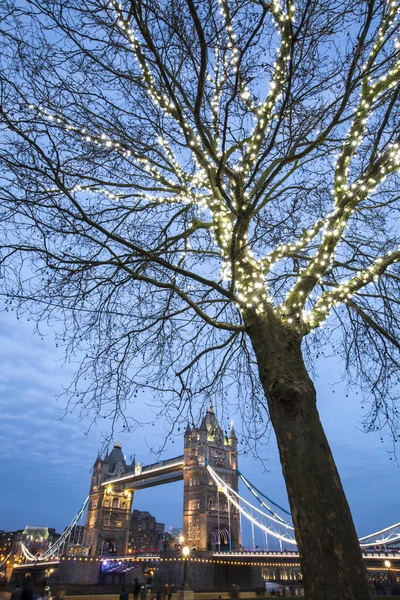 Tower Bridge na Boże Narodzenie — Zdjęcie stockowe