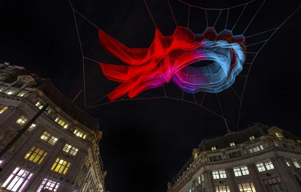 ロンドンのオックスフォード・サーカスの光彫刻 — ストック写真