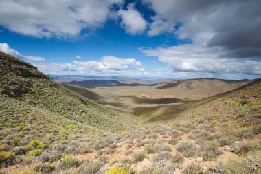 Güney Afrika Burnu 'nun güneyindeki Tankwa Karoo' ya Geniş Açı Görüş Alanı