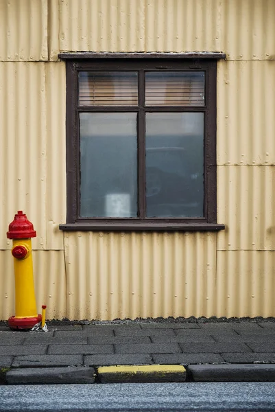 Casas pintadas tradicionales en la calle reykjavik iceland —  Fotos de Stock