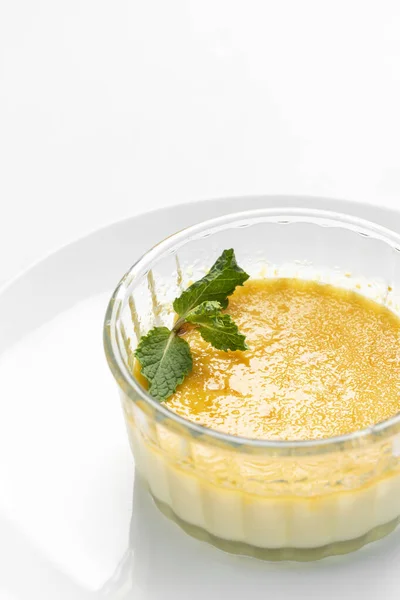 Postre Crema Coco Orgánico Libre Lácteos Veganos Crema Brulee Sobre — Foto de Stock