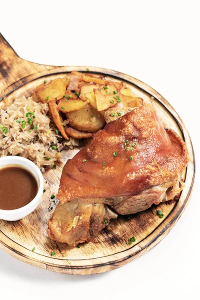 Schweinshaxe Nudillo Cerdo Alemán Tradicional Con Chucrut Harina Papas Sobre — Foto de Stock