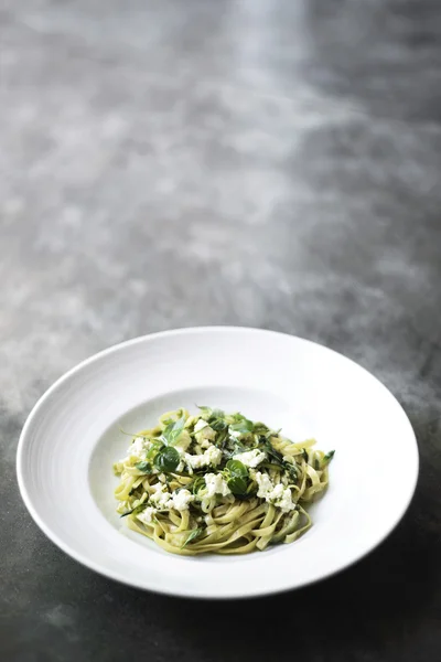 Ricotta y pasta de hierbas — Foto de Stock