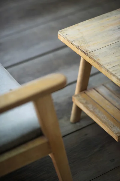 Дизайн интерьера мебели из ретро дерева — стоковое фото