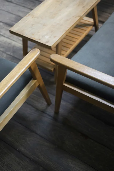 Дизайн интерьера мебели из ретро дерева — стоковое фото
