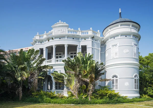 Portugese koloniale architectuur herenhuis in macau-china — Stockfoto