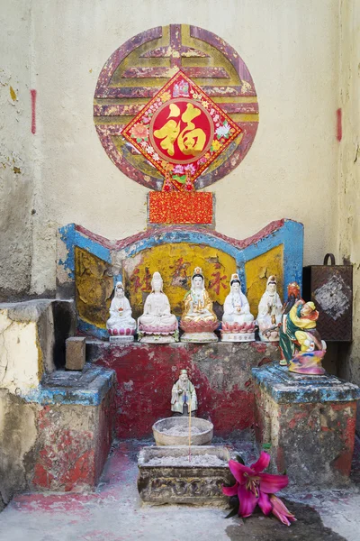 マカオのタイパの通りに中国の神社 — ストック写真