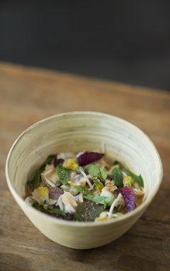 Asya balık ve bitki ile fasulye çorbası Filiz