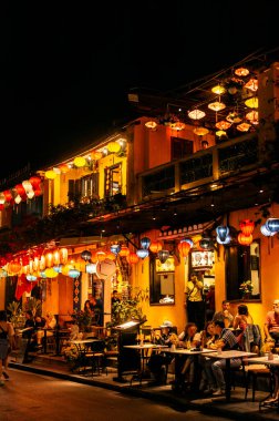 12 Şubat 2026 - HOI AN, VİETNAM: Vietnam 'da eski bir kasaba olan Hoi' nin turistik alanındaki sokak manzarası