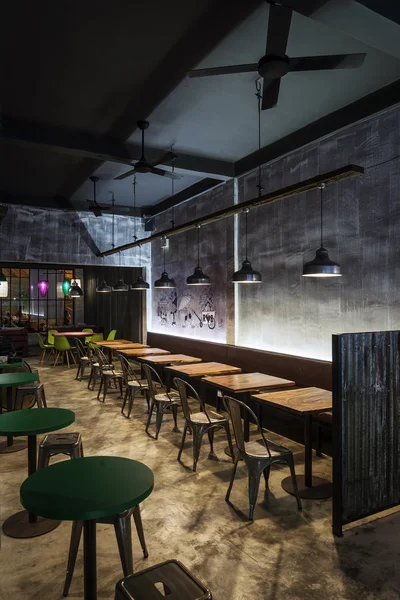 Moderne industriel contemporain restaurant design d'intérieur — Photo