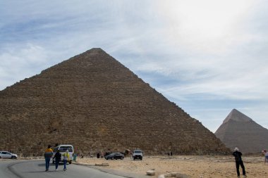 Kahire, Giza 'da eski Mısır' ın büyük piramitleri