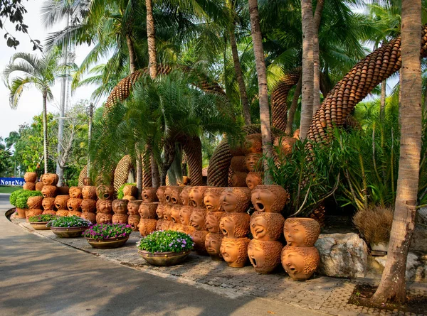 Ceramika Dekoracji Ogrodzie Nong Nooch Tropikalny Ogród Botaniczny Pattaya Tajlandia — Zdjęcie stockowe