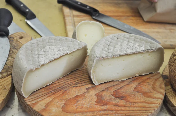 Traditionele handgemaakte kaas — Stockfoto