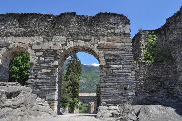 Acquedotto romano a Susa — Foto Stock