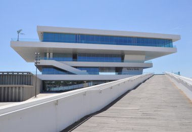 Köprülü (şehir) e delikleri (yelken ve rüzgar) Valencia